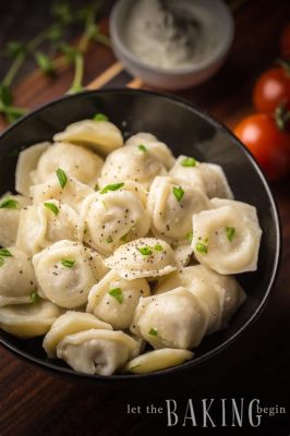  pelmeni: 육즙 가득한 작은 만두, 고소한 향긋함을 담다!